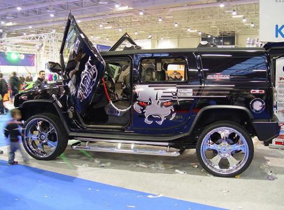 pimped up hummer